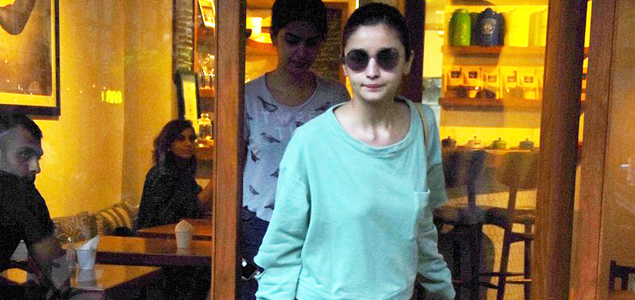  Alia  Bhatt  snapped post meeting  at Sequel Pictures 