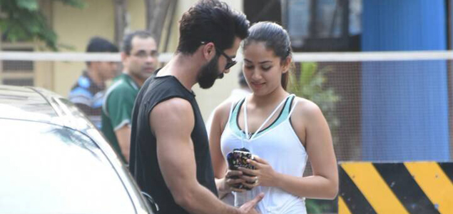 Shahid Kapoor And Wife Mira Rajput Snapped At The Gym Pictures Nowrunning