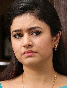 Poonam Bajwa in Kuppathu Raja